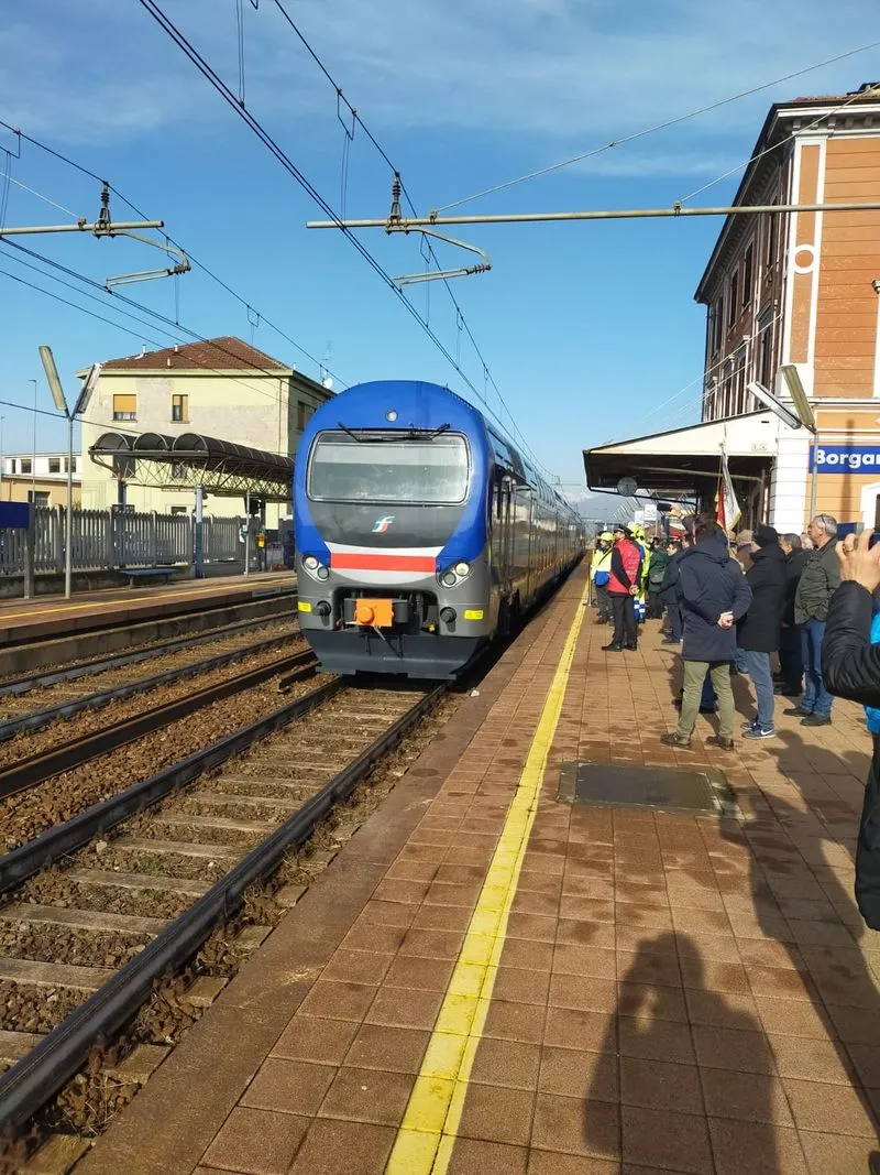 BORGARO-CASELLE-VENARIA - Torino-Ceres, dopo il nuovo stop, la protesta dei sindaci: «preoccupati, chiediamo chiarezza»