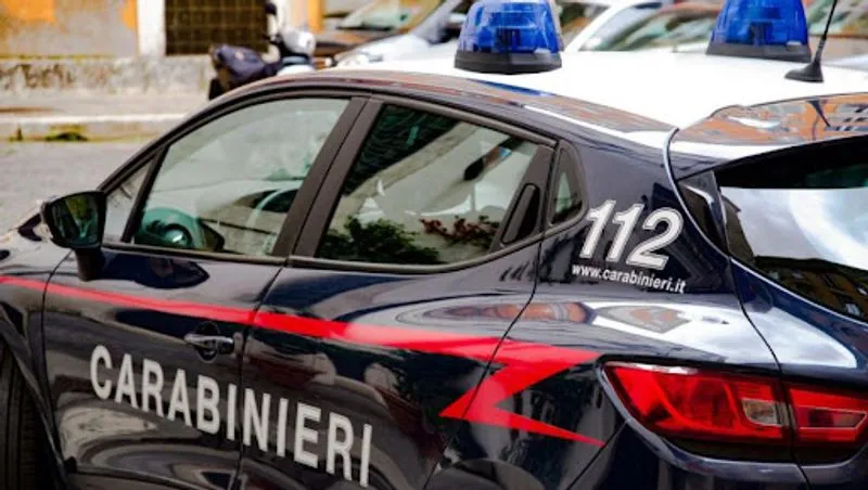 VENARIA REALE - Ordigno bellico ritrovato in una casa in ristrutturazione: intervento di carabinieri e artificieri