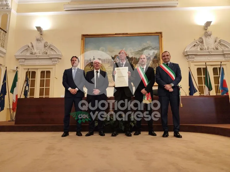 VENARIA - Quattro nuovi Cavalieri della Repubblica: Amato, Baffigo, Borgese e l'ex sindaco Catania - FOTO
