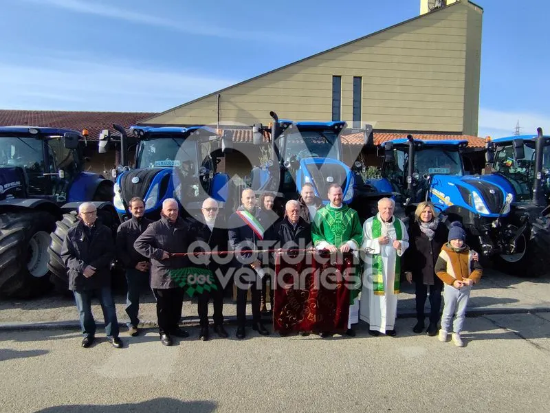 VENARIA - Il mondo agricolo ha celebrato Sant'Antonio Abate - FOTO