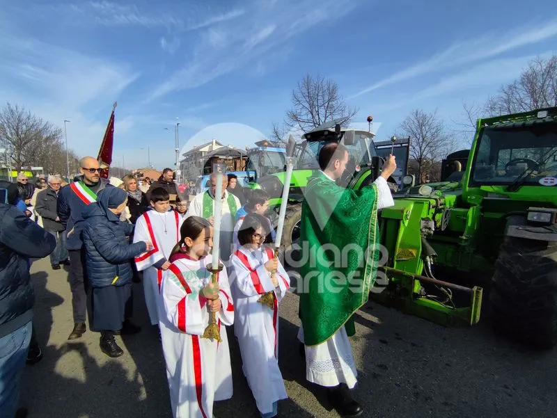 VENARIA - Il mondo agricolo ha celebrato Sant'Antonio Abate - FOTO