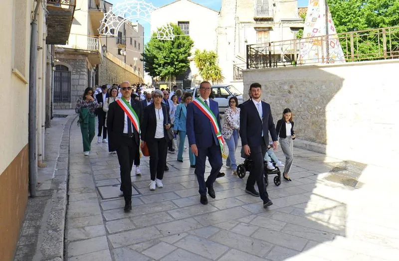 VENARIA - A Castronovo di Sicilia le celebrazioni del Santissimo Crocifisso: rinnovato il gemellaggio - FOTO