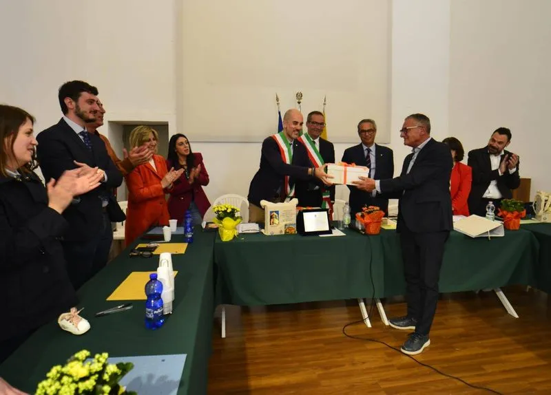 VENARIA - A Castronovo di Sicilia le celebrazioni del Santissimo Crocifisso: rinnovato il gemellaggio - FOTO