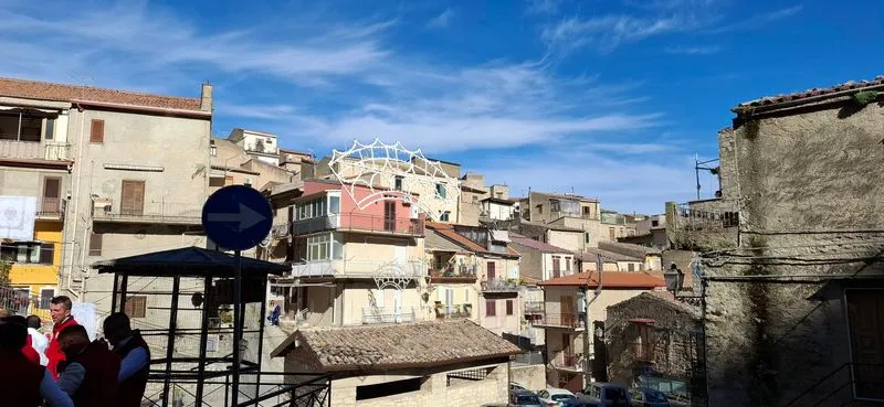 VENARIA - A Castronovo di Sicilia le celebrazioni del Santissimo Crocifisso: rinnovato il gemellaggio - FOTO