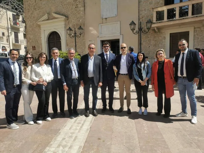 VENARIA - A Castronovo di Sicilia le celebrazioni del Santissimo Crocifisso: rinnovato il gemellaggio - FOTO