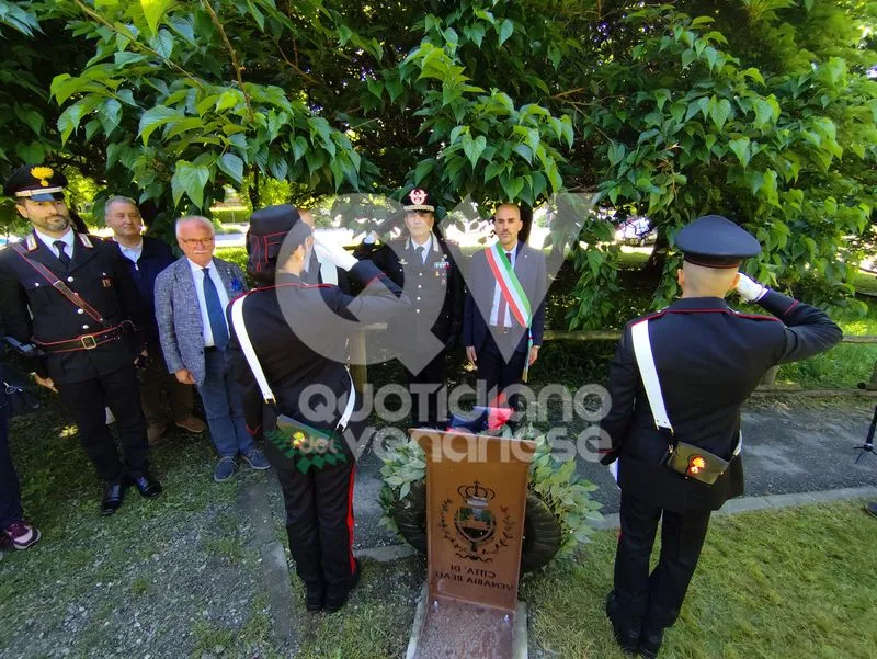 VENARIA - Nel parco Salvo d'Acquisto il giardino «Vittime della strage di Nassiriya» - FOTO