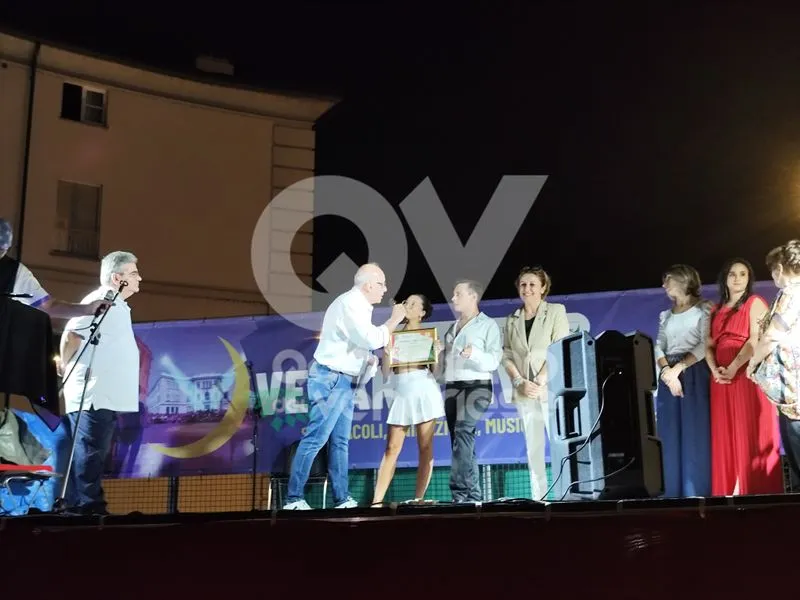 VENARIA - Rebecca e Riccardo vincono «La Corrida di ieri e di oggi»: un sabato sera indimenticabile - FOTO