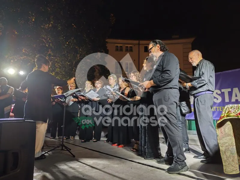 VENARIA - Rebecca e Riccardo vincono «La Corrida di ieri e di oggi»: un sabato sera indimenticabile - FOTO