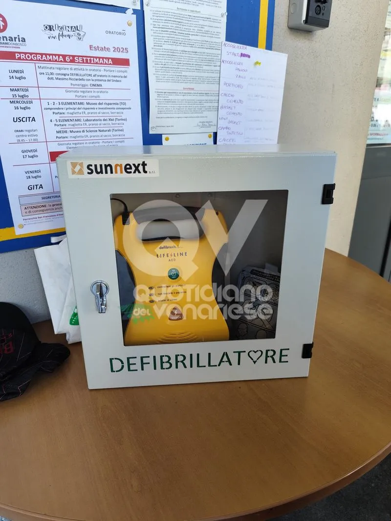 VENARIA - L'oratorio di San Francesco è cardioprotetto grazie al defibrillatore del compianto dottor Ricciardello - FOTO