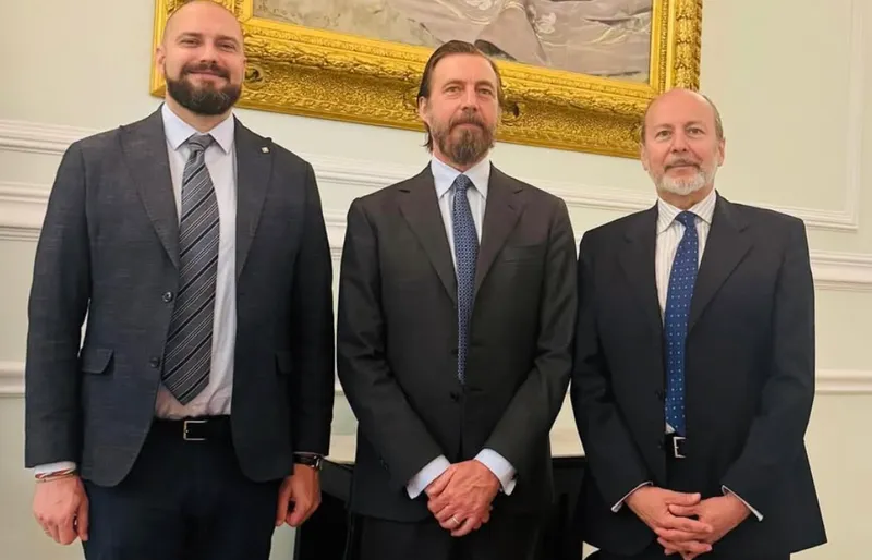 VENARIA - Negli Appartamenti Reali in Mandria ecco il «Servizio da tè dei Duchi d’Aosta»: dono della professoressa Bressy - FOTO