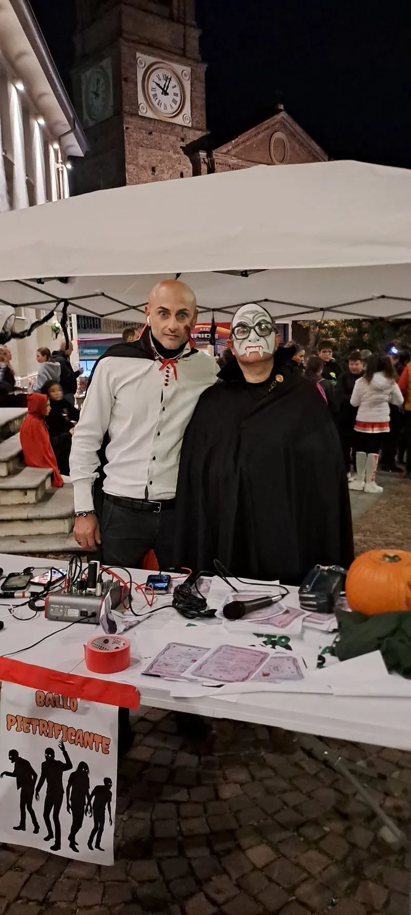 VENARIA-DRUENTO - Musica, allegria, maschere e... «dolcetto o scherzetto?»: il successo di Halloween - FOTO