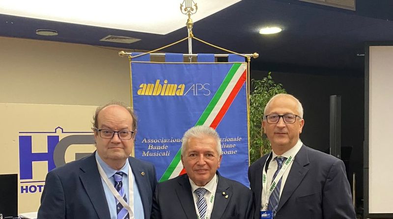 VENARIA - Il venariese Ezio Audano presidente dell'Anbima, l'Associazione Nazionale delle Bande Italiane Musicali Autonome