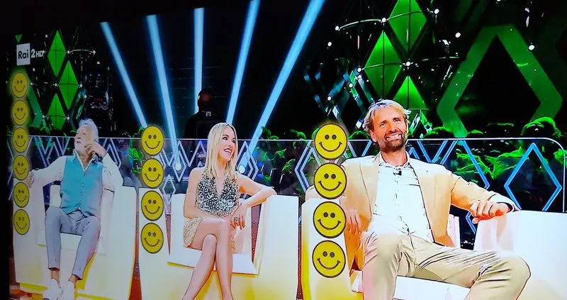 VENARIA - Nicola Virdis strappa gli applausi di tutti nel nuovo programma Rai «Facci ridere» - FOTO