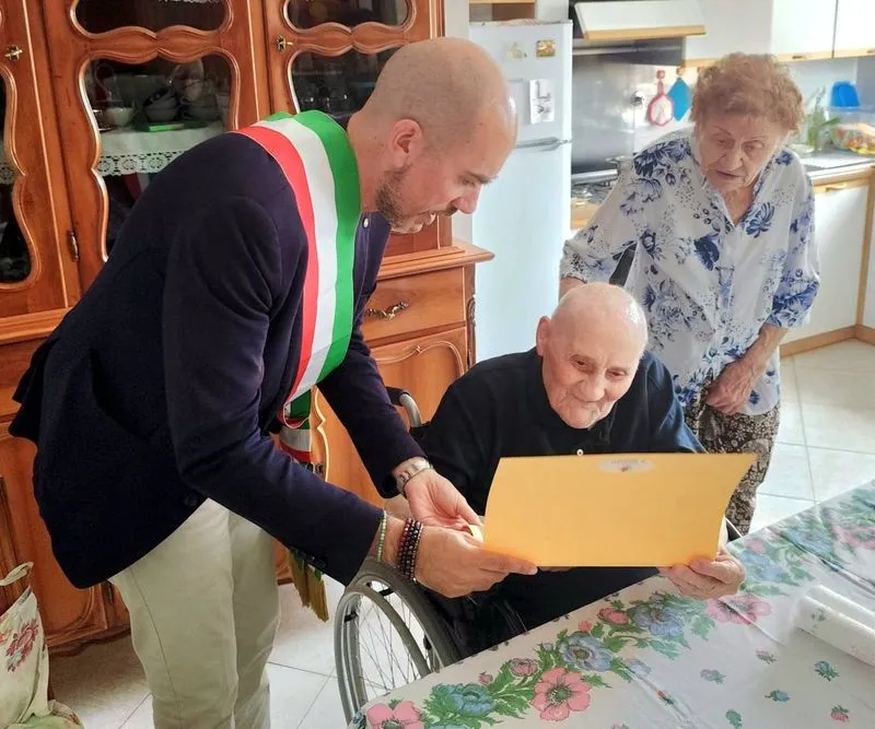 VENARIA - Grande festa per i 100 anni del professor Angelo Spinolo - FOTO