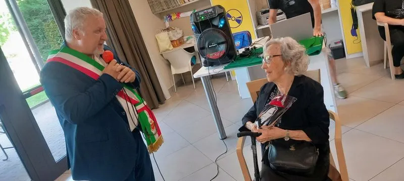 VENARIA - Grande festa alla «Piccola Reggia» per i primi cento anni della signora Filomena Fiorentino - FOTO