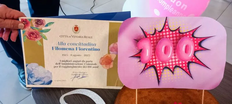 VENARIA - Grande festa alla «Piccola Reggia» per i primi cento anni della signora Filomena Fiorentino - FOTO
