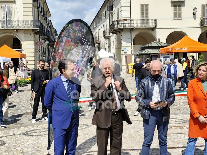 VENARIA - Centro Storico invaso di profumi per la «Festa delle Rose» e «Fragranzia»: IL PROGRAMMA DI DOMENICA - FOTO