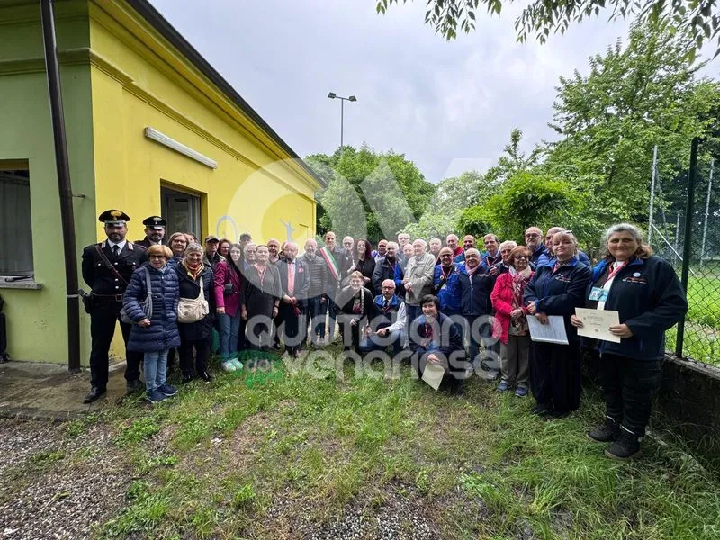 VENARIA - La «nuova casa» dell'associazione «296 Model» è in via Amati: grande festa al taglio del nastro - FOTO