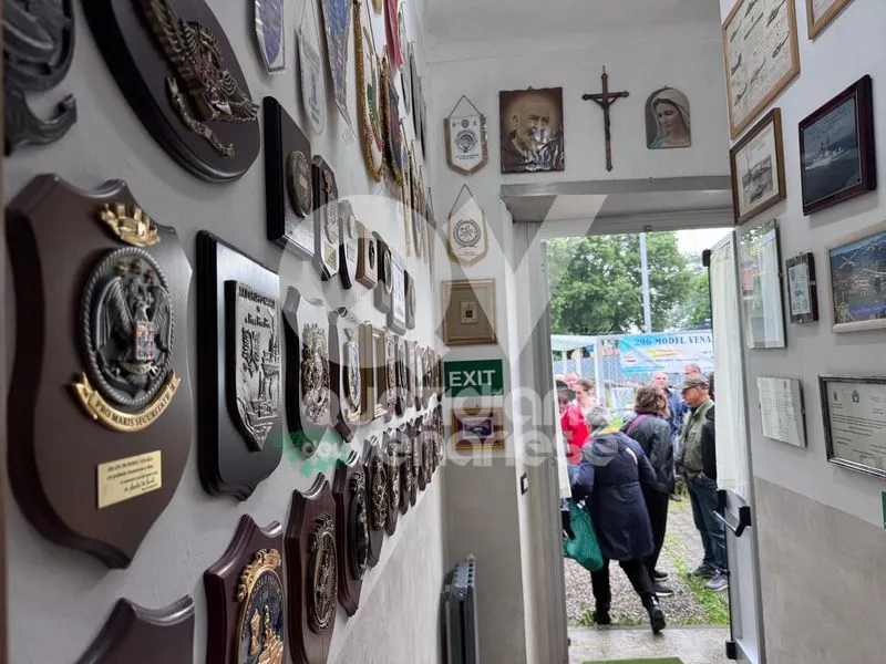 VENARIA - La «nuova casa» dell'associazione «296 Model» è in via Amati: grande festa al taglio del nastro - FOTO