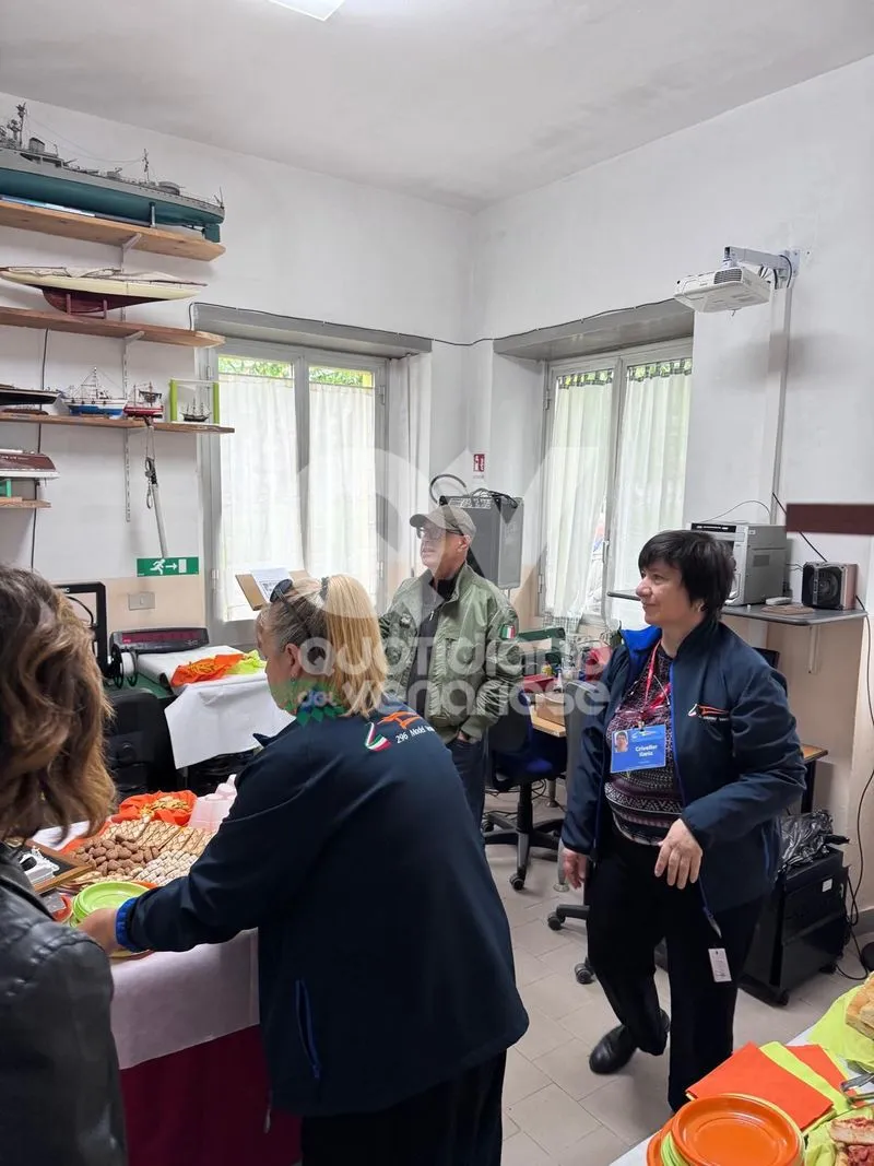 VENARIA - La «nuova casa» dell'associazione «296 Model» è in via Amati: grande festa al taglio del nastro - FOTO