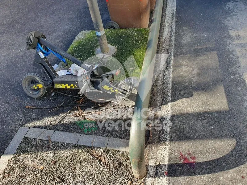 INCIDENTE A VENARIA - Scontro furgone-monopattino in corso Matteotti - FOTO