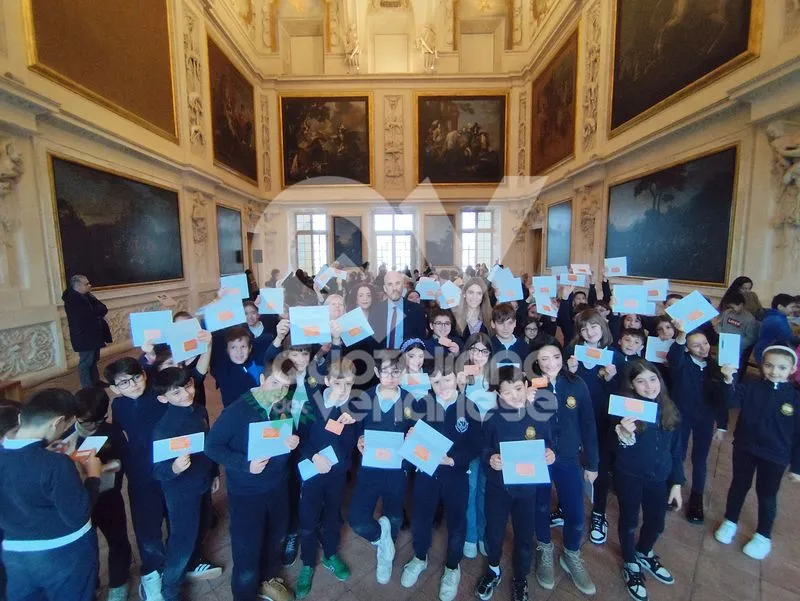 VENARIA - «La mia Reggia»: gli studenti Under 19 entreranno gratis alla Reggia, nei Giardini e nel Castello della Mandria - FOTO