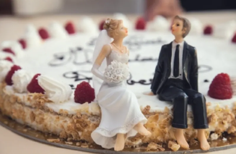 VENARIA - Dopo il pranzo del matrimonio nausea e vomito per gli invitati: alcuni finiscono al pronto soccorso