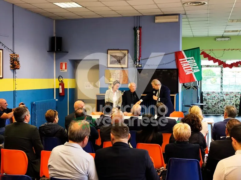 VENARIA - Monica Federico nuovo segretario cittadino di Forza Italia - FOTO