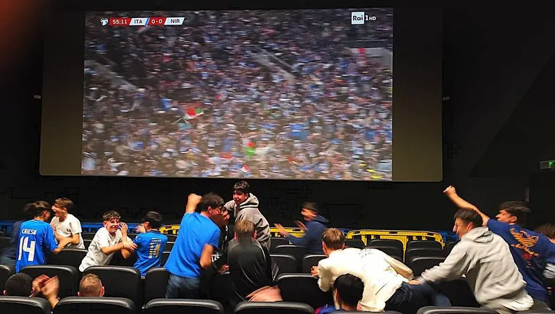 VENARIA - Al Supercinema ecco l'Arena Sportiva per la finale dei play-off Mondiali tra Italia e Bosnia
