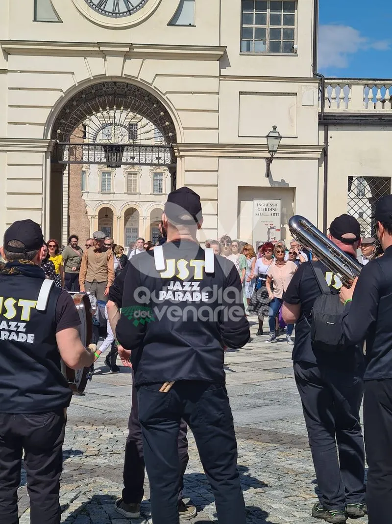 VENARIA - Nonostante il maltempo, Reggia piena di turisti durante il ponte di Pasqua - FOTO E VIDEO