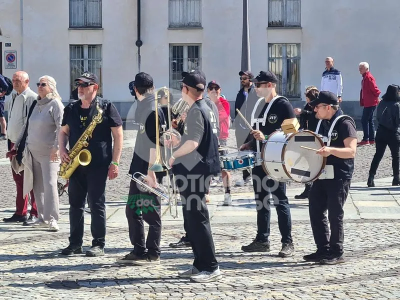VENARIA - Nonostante il maltempo, Reggia piena di turisti durante il ponte di Pasqua - FOTO E VIDEO