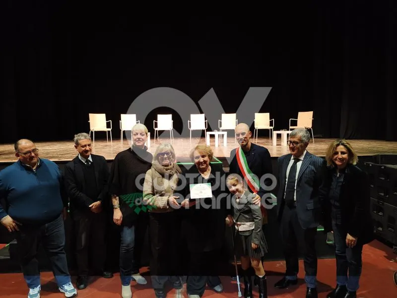 VENARIA - Premiati i commercianti e gli imprenditori che hanno fatto la storia della Città - FOTO