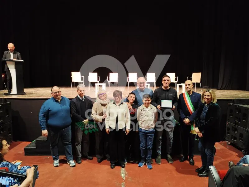 VENARIA - Premiati i commercianti e gli imprenditori che hanno fatto la storia della Città - FOTO