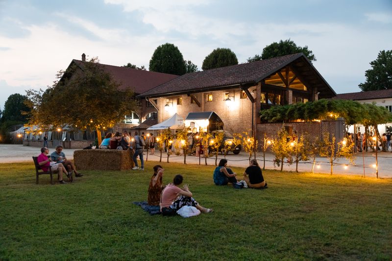 VENARIA - Alla Reggia tornano le «Sere d'Estate»: ogni venerdì e sabato sera musica, spettacoli, dj-set e le mostre