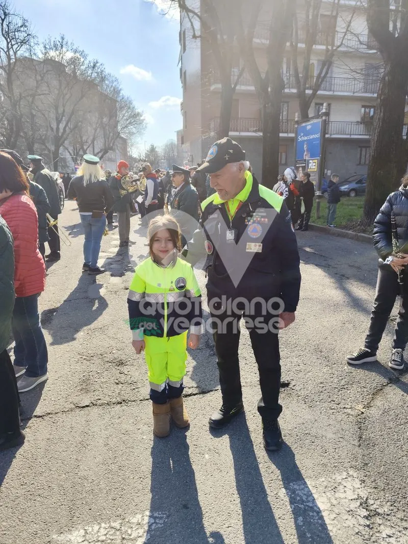 VENARIA - Carri, musica, bugie, cioccolata e tanta allegria: ecco il «Real Carnevale Venariese» - FOTO E VIDEO