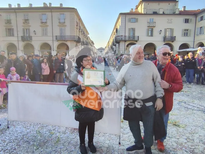 VENARIA - Carri, musica, bugie, cioccolata e tanta allegria: ecco il «Real Carnevale Venariese» - FOTO E VIDEO