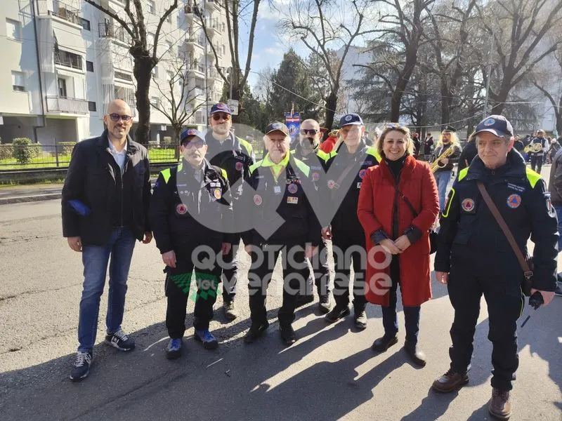 VENARIA - Carri, musica, bugie, cioccolata e tanta allegria: ecco il «Real Carnevale Venariese» - FOTO E VIDEO