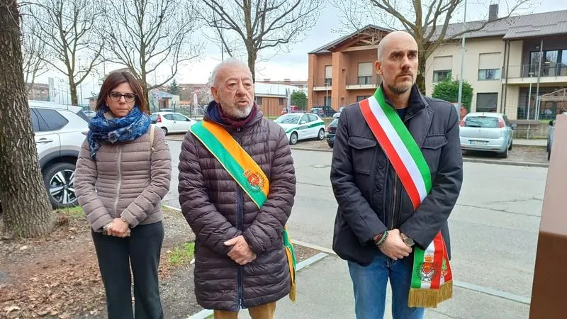 VENARIA - La Cittá ha ricordato le vittime del Covid - FOTO