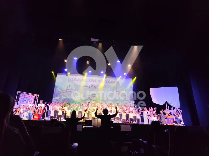 VENARIA - «Ulisse: un viaggio mitico»: tutto esaurito al Concordia per il saggio finale della «Barolo» - FOTO E VIDEO