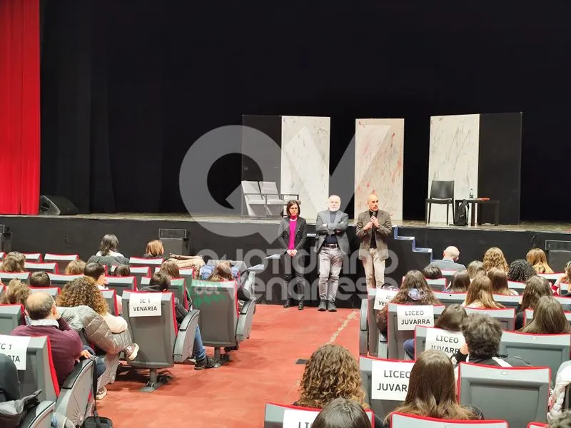 VENARIA - Tra spettacolo e dibattito con le scuole, al Concordia si è parlato di disturbi alimentari - FOTO