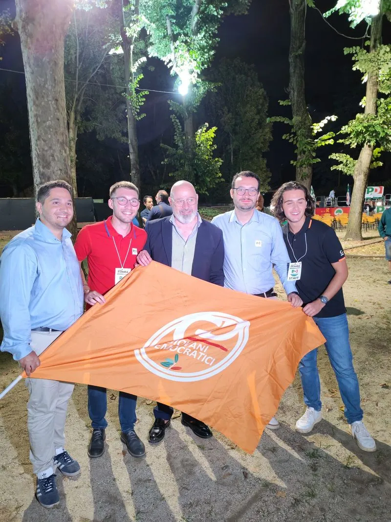 VENARIA - Con l'intervista al presidente del Pd, Stefano Bonaccini, si è conclusa la «Festa dell'Unità» - FOTO