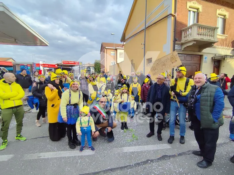 VENARIA - Colori, allegria, dolci, coriandoli e musica: il successo del 48esimo «Real Carnevale Venariese» - FOTO