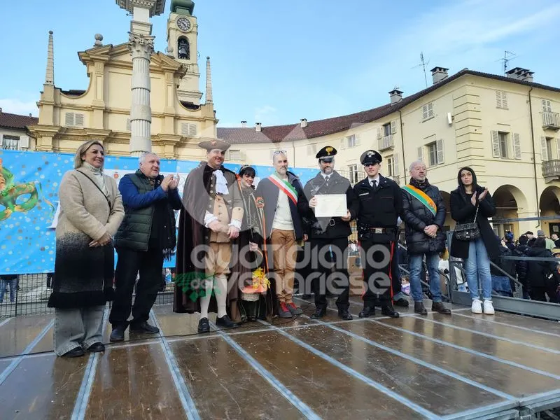 VENARIA - Colori, allegria, dolci, coriandoli e musica: il successo del 48esimo «Real Carnevale Venariese» - FOTO