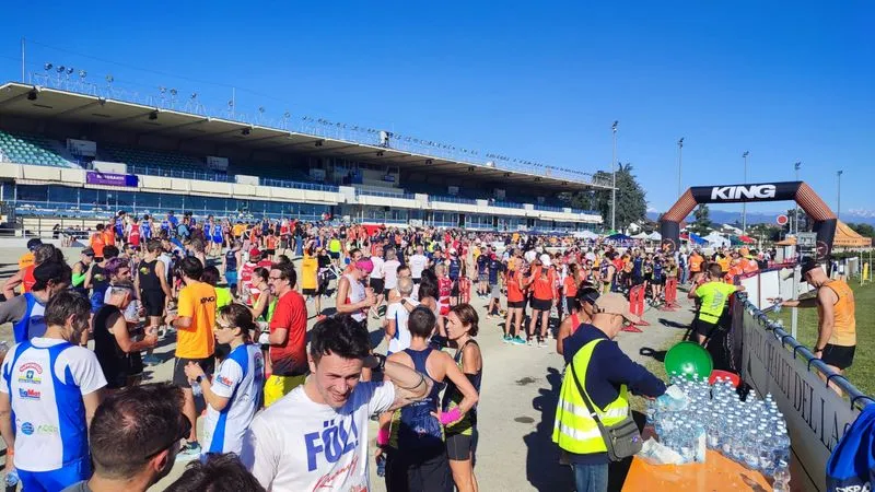 VINOVO - Hipporun 2025 con doppio record: oltre 1000 al traguardo e Mondazzi da urlo sui 10 chilometri - FOTO