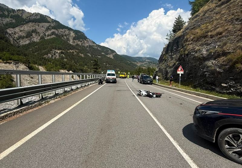 INCIDENTE MORTALE - Pauroso schianto in moto: perde la vita un 29enne di Candiolo