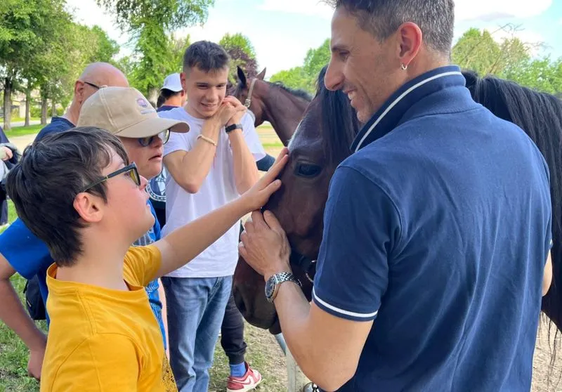 VINOVO - All'ippodromo nasce «Scuderia da Campioni», un percorso inclusivo per i ragazzi con disabilità cognitive