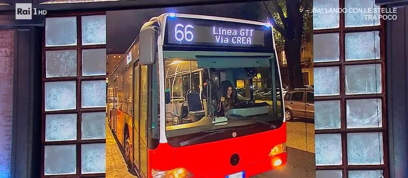 VINOVO - Martina vince 26 mila euro nel programma tv «Affari tuoi»: sfiorato il colpo da 75 mila euro - FOTO