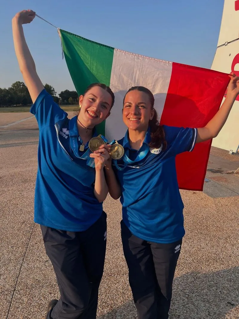 VINOVO - Francesca Piccione e Alice D'Ignazio sono campionesse mondiali nel twirling corps - FOTO