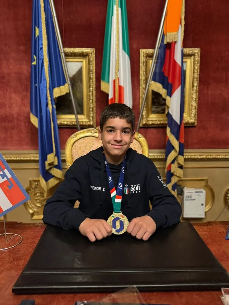 VIRLE - Il giovane campione di lotta greco-romana Francesco Fergola premiato a Torino - FOTO